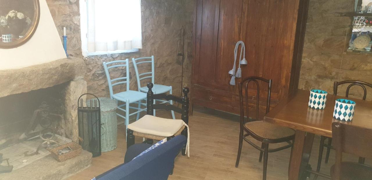 Rifugio Monte Pino Villa Telti Eksteriør billede