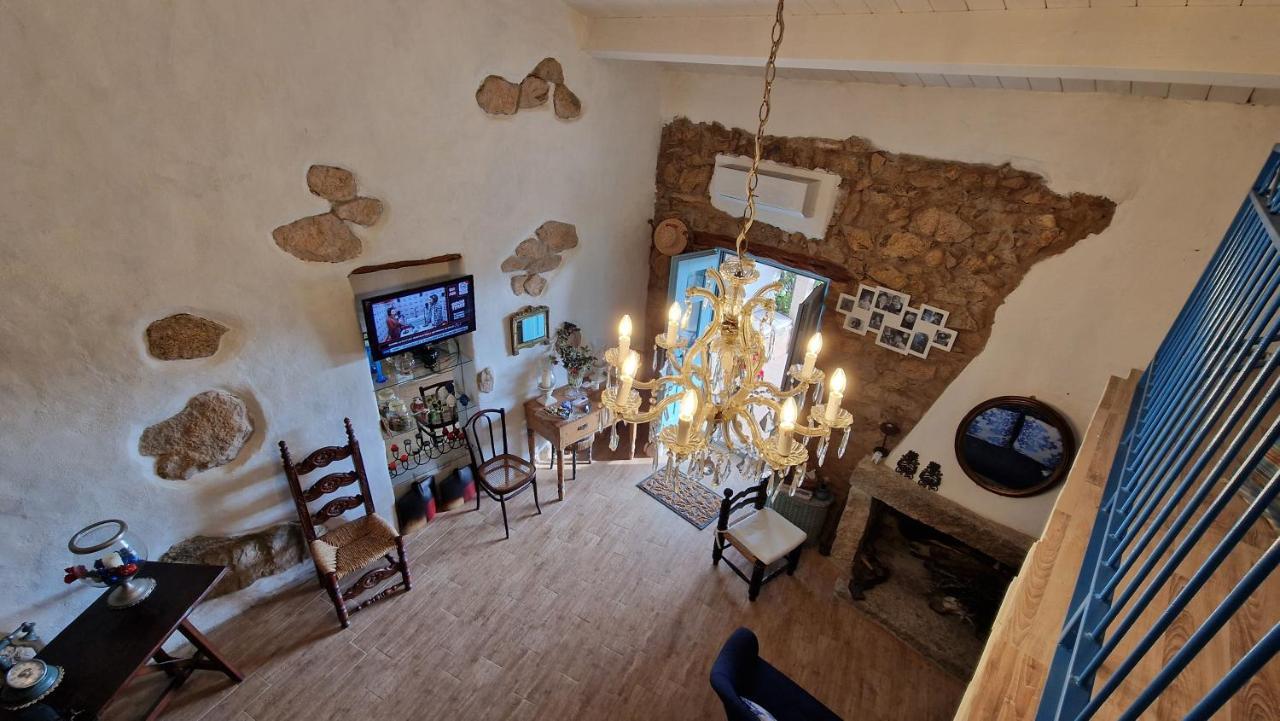 Rifugio Monte Pino Villa Telti Eksteriør billede