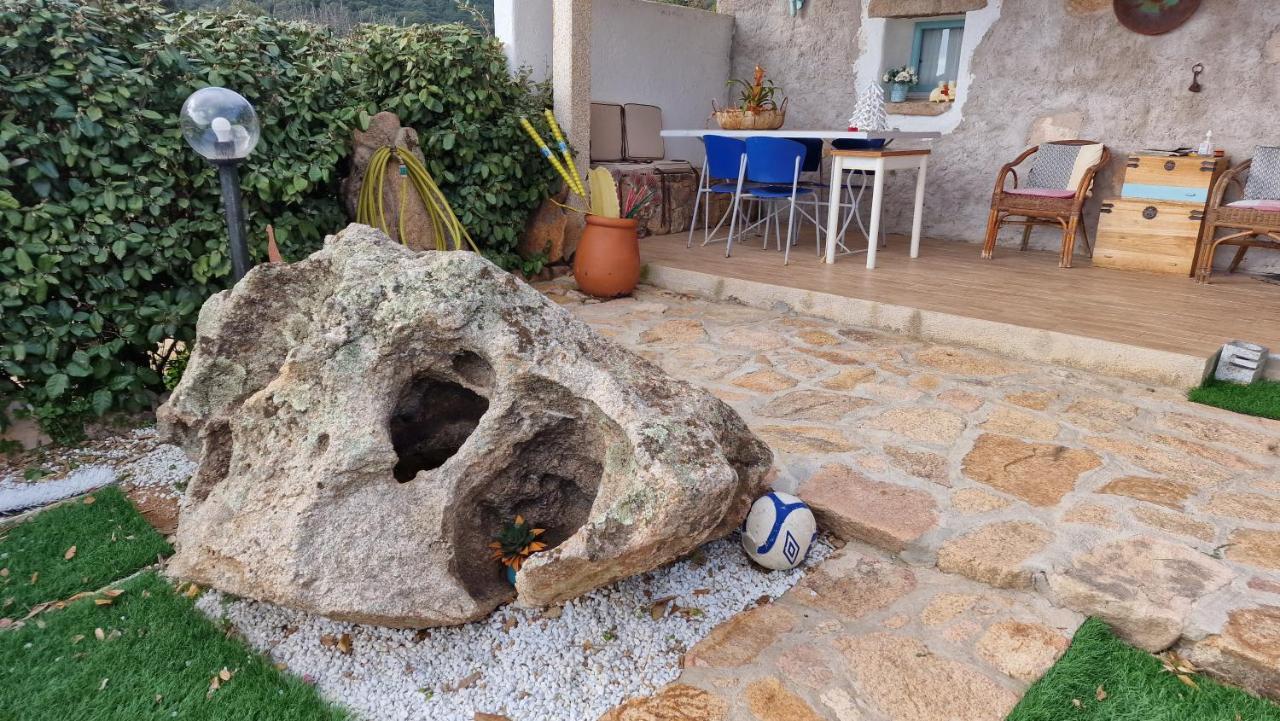 Rifugio Monte Pino Villa Telti Eksteriør billede
