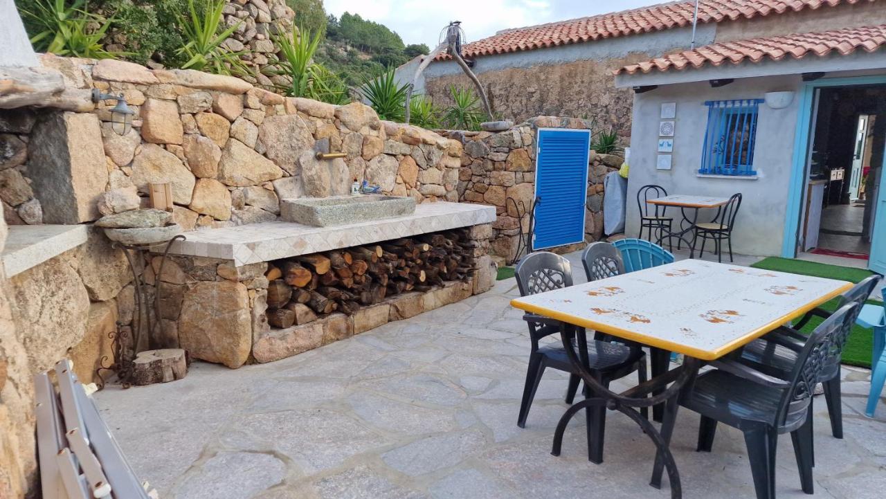 Rifugio Monte Pino Villa Telti Eksteriør billede